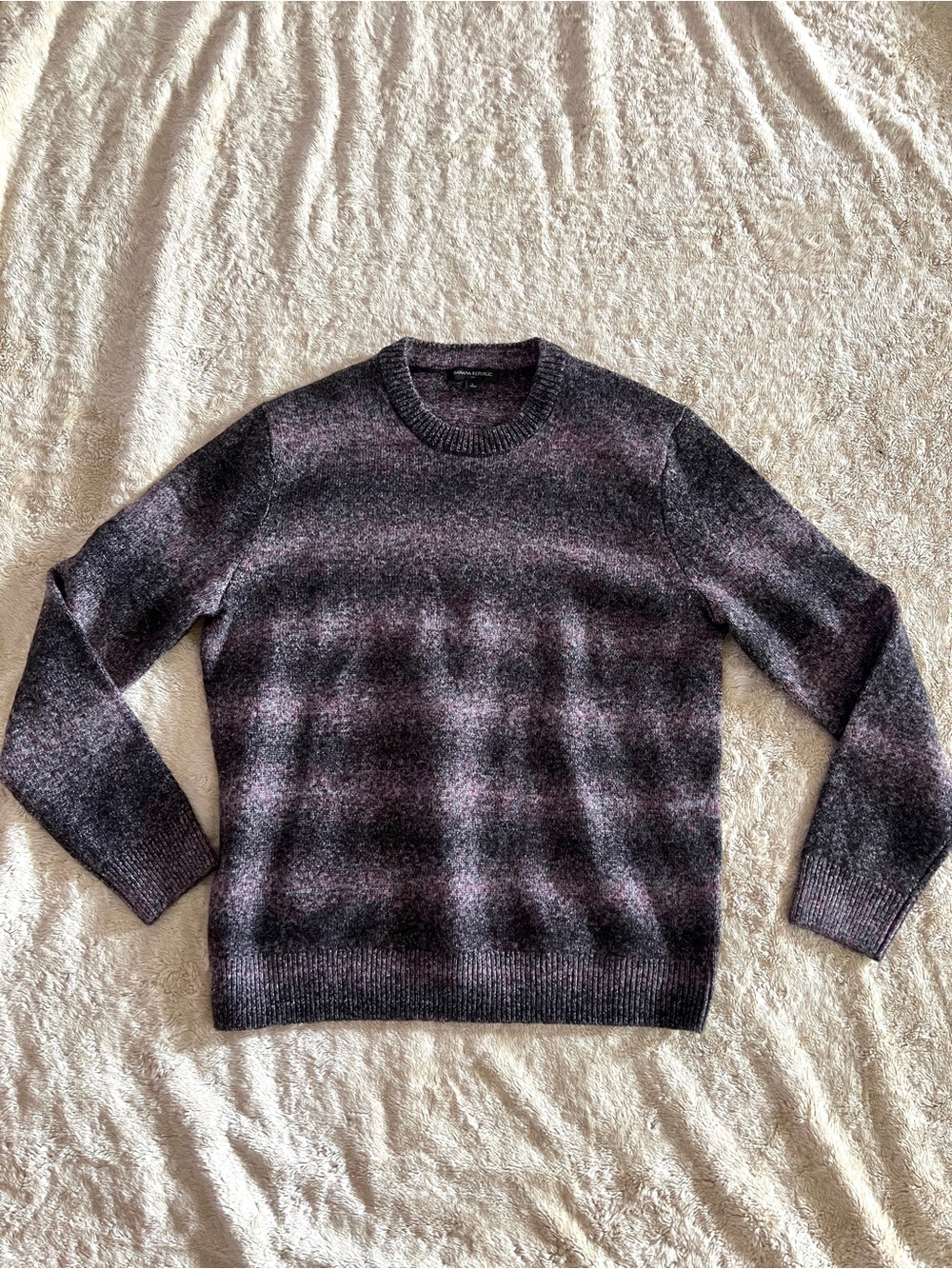 BANANA REPUBLIC FACTORY Woman's Black & Red Knit Sweater Size L